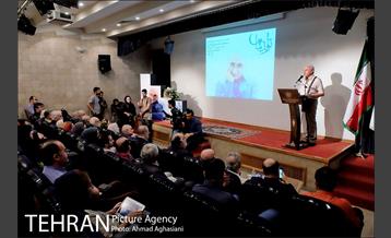 بزرگداشت هوشنگ مرادی کرمانی در تولد ماه 16