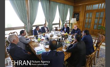 نشست فراکسیون مدیریت شهری مجلس با شهردار تهران 1