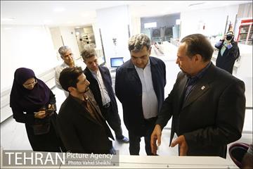 بازدید شهردار تهران  از اداره کل انتقال خون استان تهران 16
