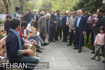 افتتاح نوروزگاه هنر در پیاده‌راه بلوار کشاورز 40