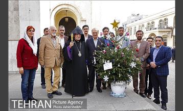 دیدار شهردار منطقه شش از کلیسای سرکیس مقدس