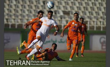 دیدار سایپا و بادران تهران در جام حذفی 16