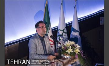 نخستین نشست هم اندیشی اعضای ایرانی سازمان جهانی گردشگری 21