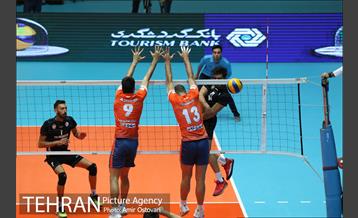 مسابقه والیبال بین ساپیا و عقاب نهاجا 26