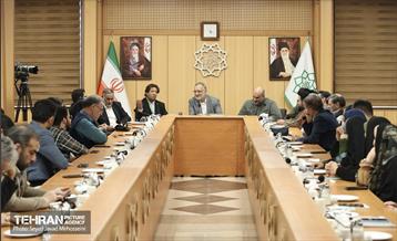 نشست صمیمانه شهردار تهران با جمعی از شعرا 31