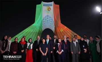 اکران ویدئو مپینگ روز ملی مکزیک 15