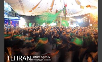 مشعل‌گردانی در دولت آباد تهران 12