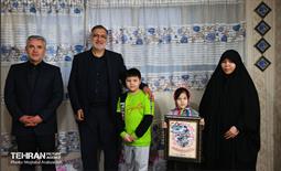 قرار خدمت؛ دیدار شهردار تهران با خانواده شهید مرتضی غفوری 12