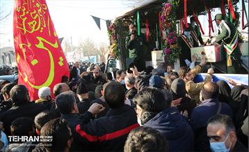 تشییع دو شهید گمنام در منطقه 15