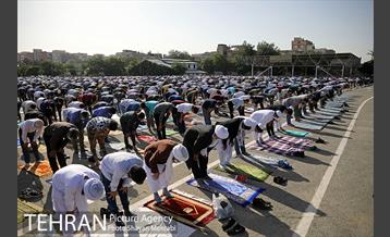 اقامه نماز عید فطر افغانستانی های اهل تسنن مقیم تهران 34