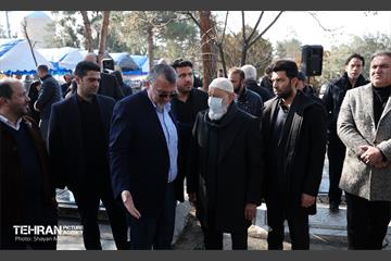 مراسم تشییع مرحوم محمدهادی چمران برادر مهدی چمران 6