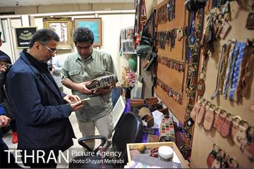 بازدید قائم مقام معاونت اجتماعی و جعمی از هنرمندان از سرای امید طلوع 20