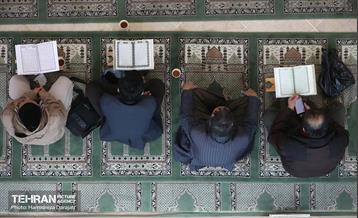 محفل انس با قرآن در مسجد خوزستانی‌ها 12