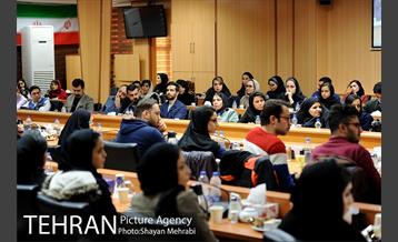 دیدار دانشجویان با شهردار تهران 11