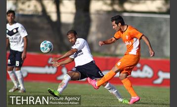 دیدار سایپا و بادران تهران در جام حذفی 16
