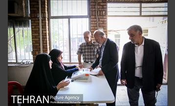 حضور مردم در انتخابات شورایاری محلات شهر تهران - ۲ 10