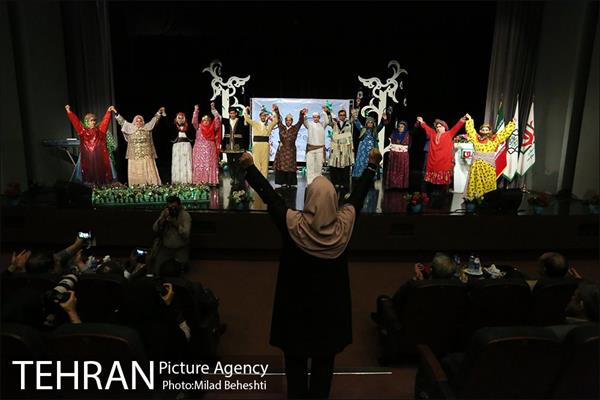 همایش صلح شرافت مندانه؛ ثمره مقاومت در باغ موزه دفاع مقدس‎ 9