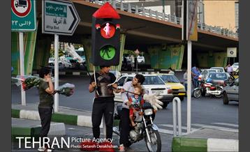 اجراهای خیابانی کمپین از خودمان شروع کنیم 11