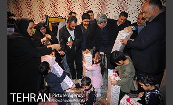 برنامه شب یلدا همراه شهردار تهران در موسسه خیریه بهشت امام رضا(ع) 40