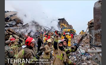 سومین روز عملیات امداد ونجات حادثه پلاسکو -2 6