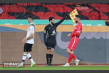 دیدار تیم های فوتبال پرسپولیس تهران و نفت مسجد سلیمان 7