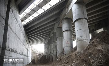 بازدید دانشجویان از پروژه مقاوم‌سازی پل تقاطع بزرگراه همت و رودخانه کن 14