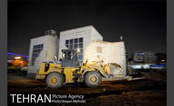 هم‌اکنون؛ جمع‌آوری کارگاه عمرانی میدان هفت تیر 35