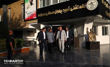 بازدید شهردار تهران از اردوی تیم ملی کشتی