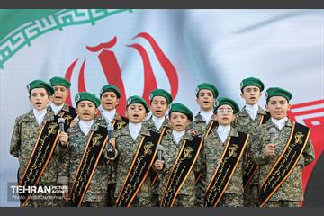 آیین نامگذاری‌ کوچه به نام شهید سالک در منطقه ۱۷