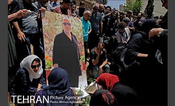 وداع باشکوه مردم با عباس کیارستمی 29