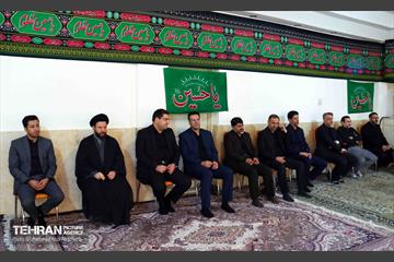 بدرقه پیکر مطهر شهید گمنام دوران دفاع مقدس در اداره‌کل سرمایه‌انسانی 17