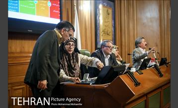 ارائه برنامه غلامرضا انصاری کاندید پست شهردار 9