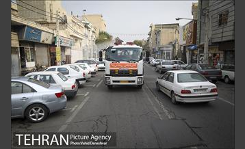 عملیات ضد عفونی معابر شهری منطقه 17