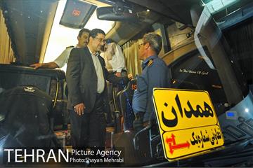 سرپرست شهرداری تهران و رئیس مرکز ارتباطات و امور بین الملل شهرداری تهران در بازدید از فعالیت‌های شبانه شهرداری و زندگی شبانه مردم تهران 25