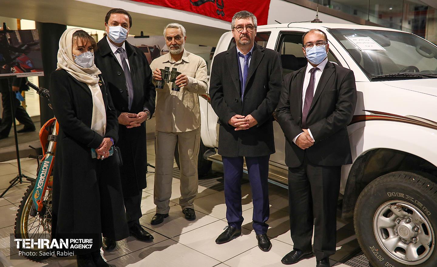 بازدید سفرا از سراسرنمای شهید سلیمانی 16