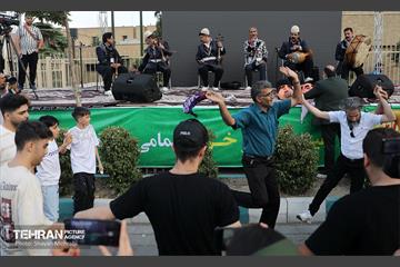 مهمانی ۱۰ کیلومتری عید غدیر در تهران 36