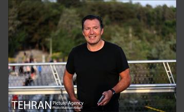 طبیعت گردی مارک ویلموتس در پل طبیعت 12