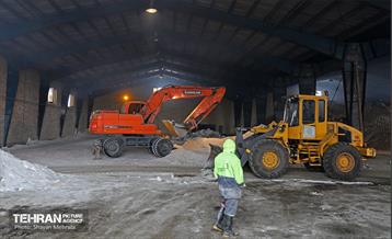 بازدید اصحاب رسانه از خدمات برف‌روبی منطقه 5 شهرداری تهران 17