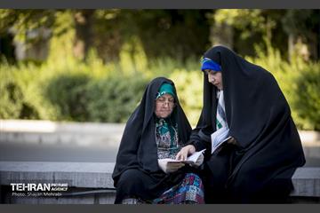 مراسم دعای روز عرفه در دانشگاه تهران 20