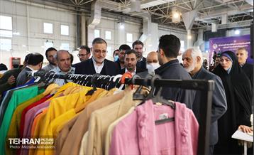 آیین افتتاح مراکز توانمندسازی کوثر و بهسازی۴۰۰معبر پایتخت 15