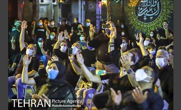 آیین بزرگداشت و تکریم خانواده های معظم شهدای مدافع حرم و مدافع سلامت 14