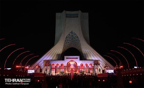 آئین بدرقه زائران اربعین در میدان آزادی 51