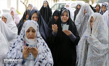 اقامه نماز عید سعید فطر در محله شهران 2