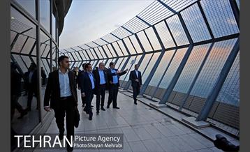 بازدید وزیر فرهنگ و رسانه های جمهوری صربستان از برج میلاد تهران 11