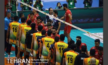دیدار تیم های ملی والیبال ایران و هند 30