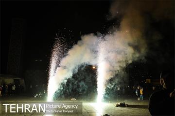 نورافشانی میدان امام حسین(ع) به مناسبت نیمه شعبان‎ 15