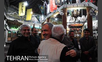 تکیه گردی احمد مسجد جامعی 23