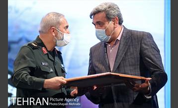 همایش نکوداشت پیشکسوتان و رزمندگان دفاع مقدس 44