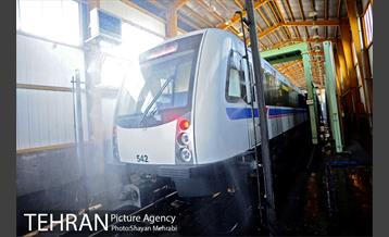 عملیات ضدعفونی کردن مترو تهران 41