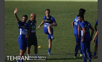 دیدار تدارکاتی استقلال و امید استقلال در کمپ حجازی 4